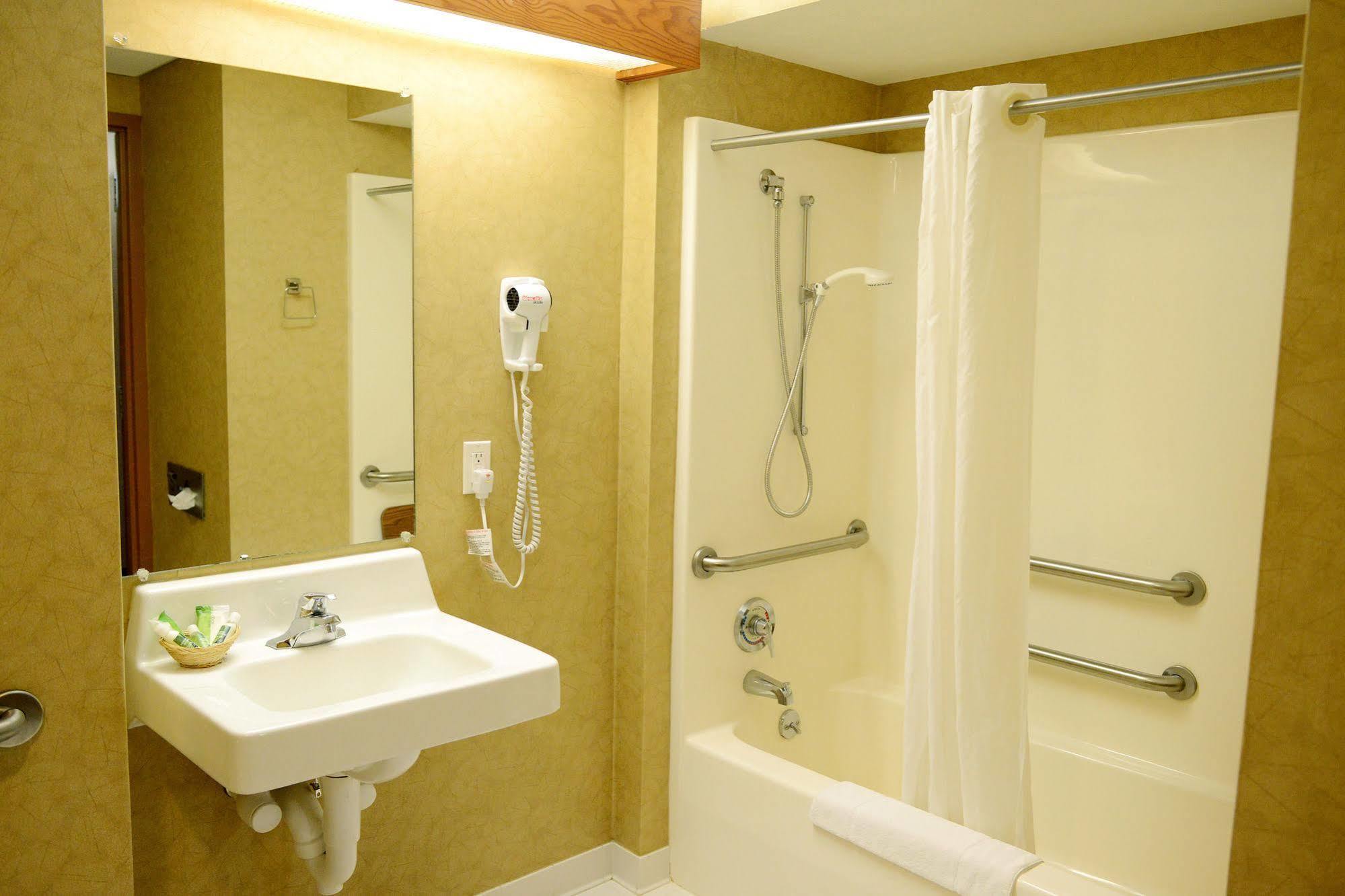 Kewadin Sault Ste Marie Hotel المظهر الخارجي الصورة